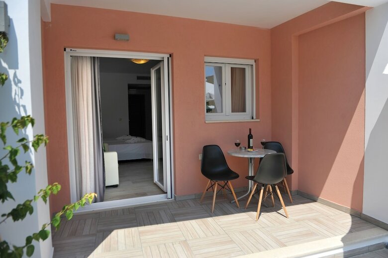 Aparthotel Aggelos Apartments
