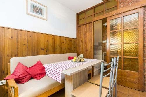 Apartment Surya