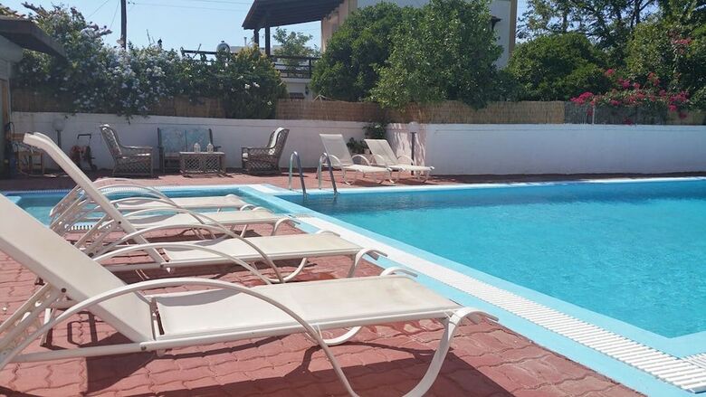 Platoni Elite Villas