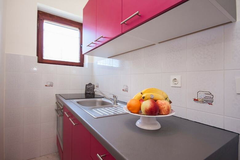Hotel Apartments & Rooms Mikelin