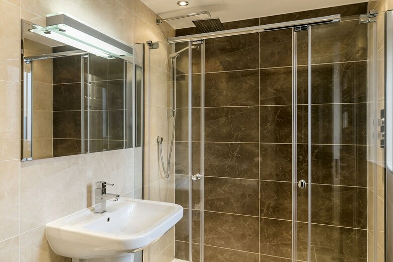 Golf Apartment @ Carus Green