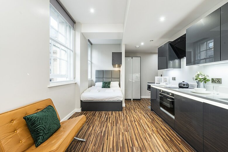 Manchester Studios And Apartments