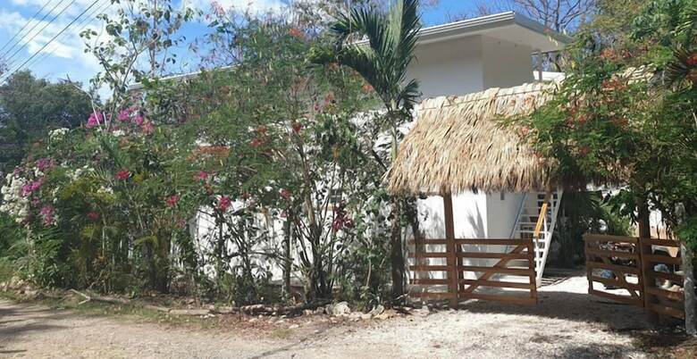 La Sana Surf Hotel