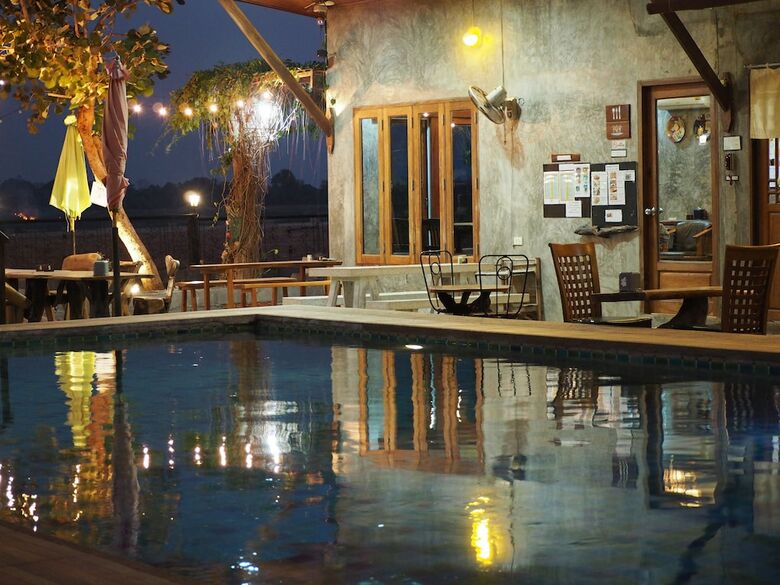 Hotel Nawiengkae Riverview Resort