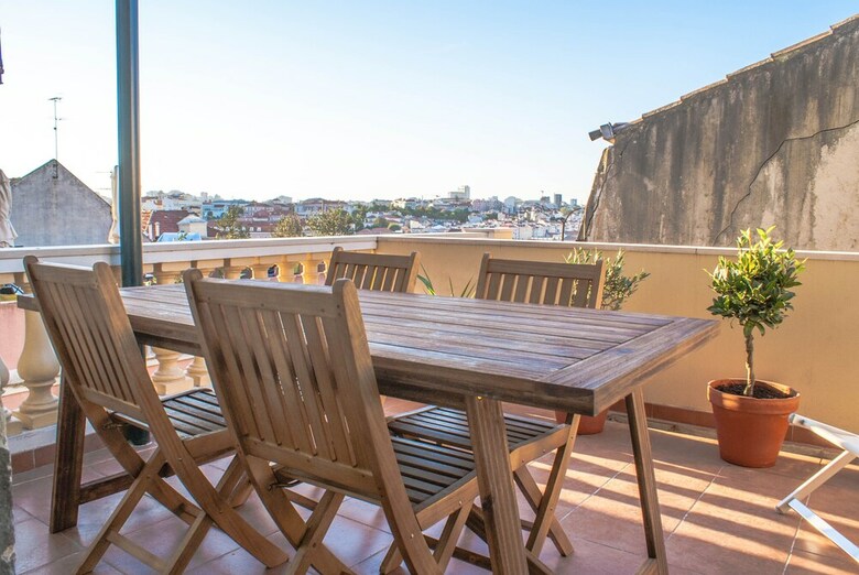 Castelo Terrace Apartments