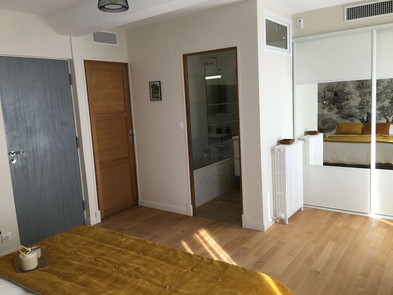 Hotel Les Terres Rouges 06