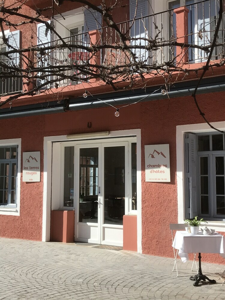 Hotel Les Terres Rouges 06