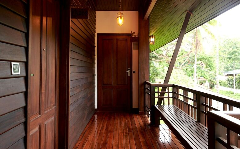 Hotel Samoeng Center