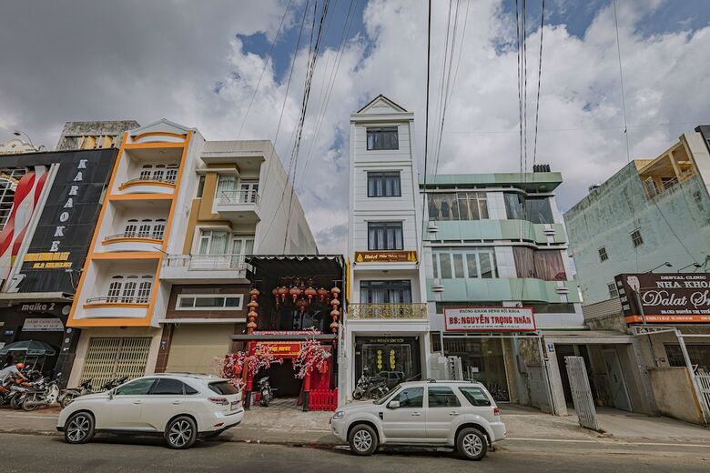 Phan Thong Vang Hotel