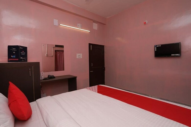 Hotel Chilika Residency