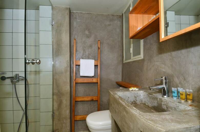 Kerameikos, A Lovely Apartment