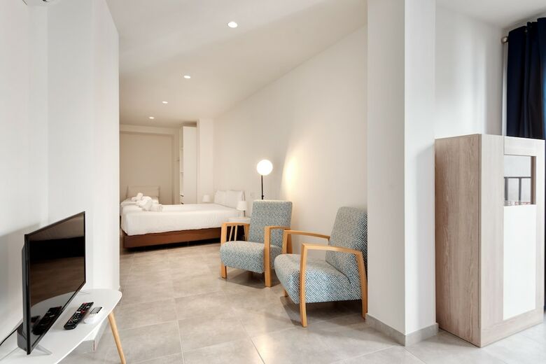 Apartamentos Quijano By Be Alicante