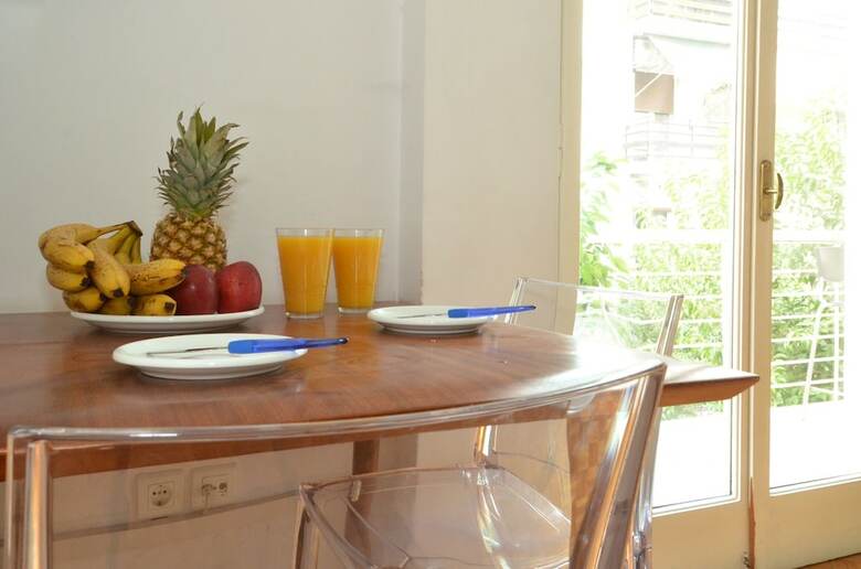 Thiseio A Vintage Apartment
