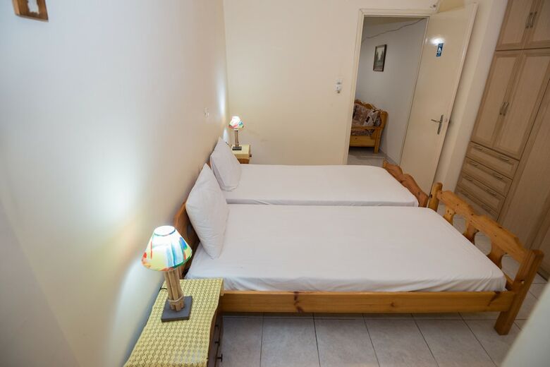 Lefkos Apartment In Lefkada City Center