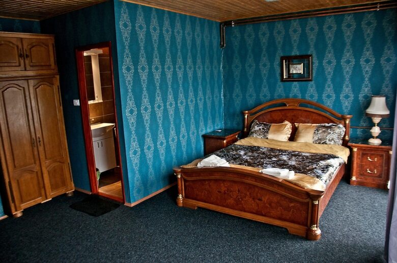 Hostal Hostel Otard