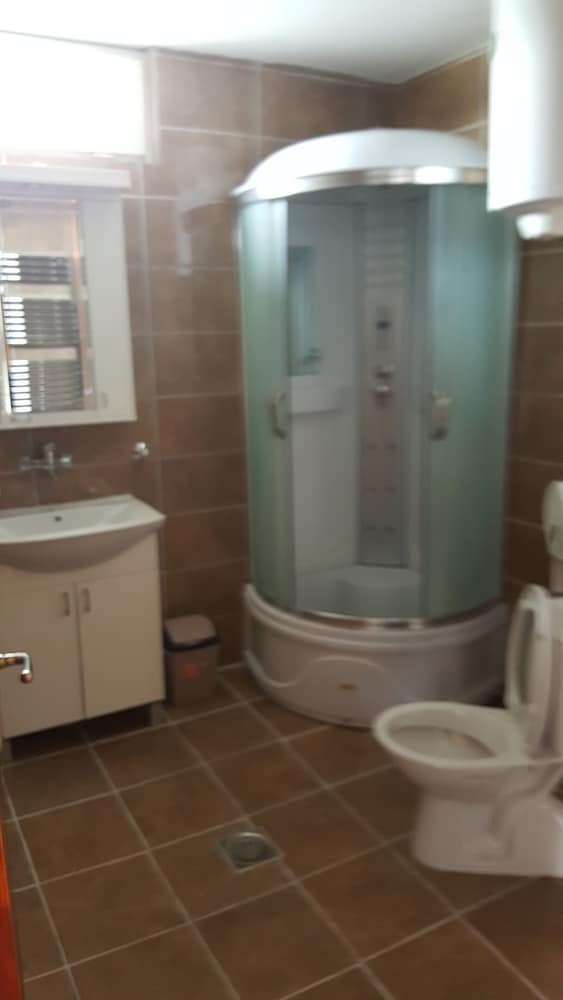 Hostal Hostel Otard