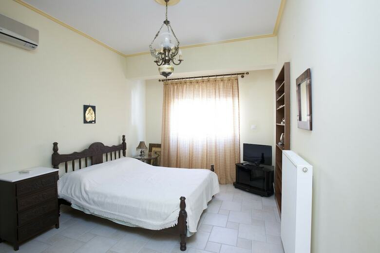 Spacious Villa At Ilia Edipsou