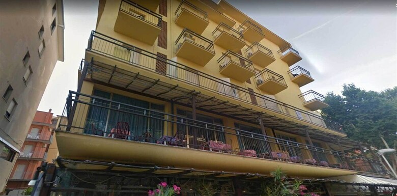 Posada Lively Hotel