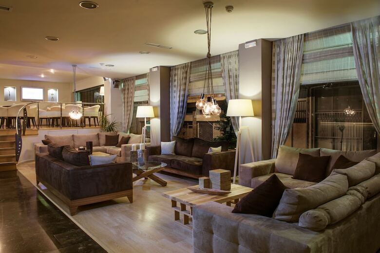 Acropolis Select Hotel