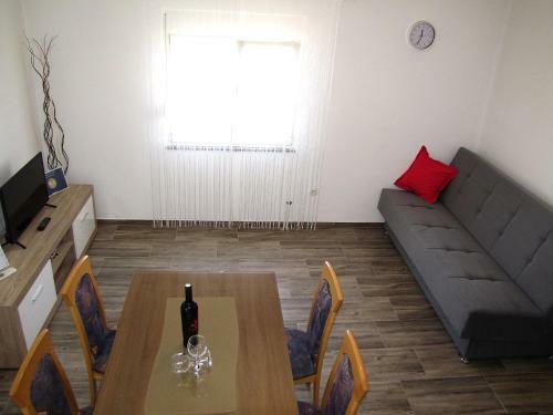 Apartments Klanac