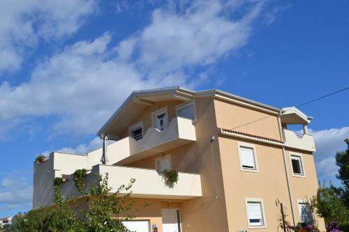 Apartments Danijela
