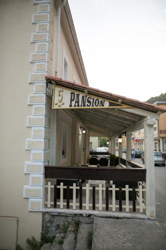 Hotel Pansion 5