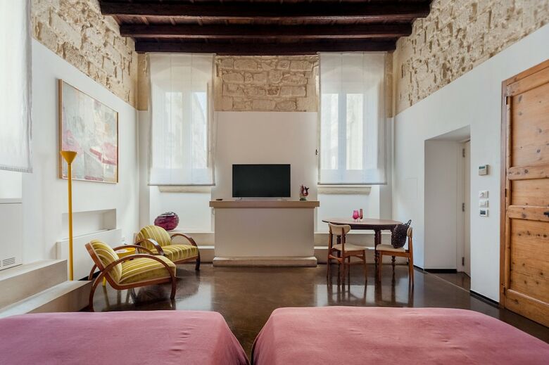 Bed & Breakfast Person�