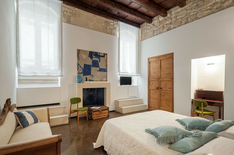 Bed & Breakfast Person�