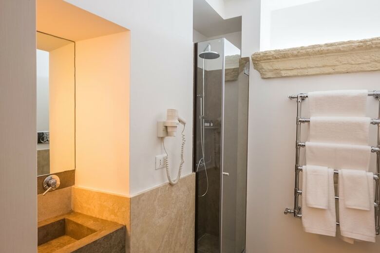 Bed & Breakfast Person�