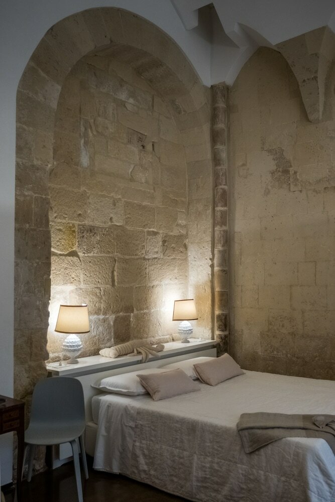 Bed & Breakfast Person�