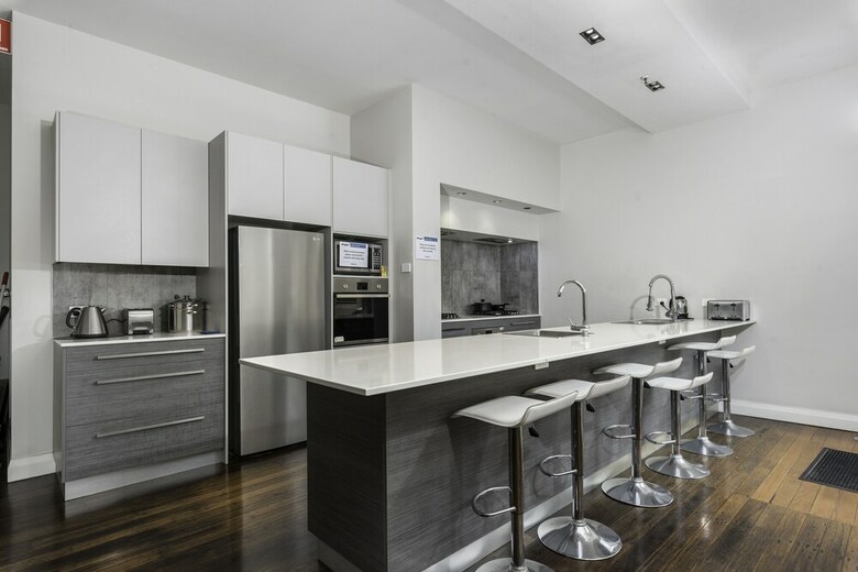Apartamentos Alloggio Studios On King