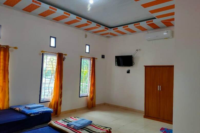 Hotel Hadhilfa Homestay
