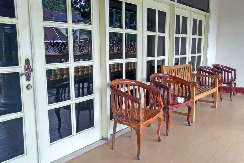 Hostal Spot On 2829 Hotel Arjuna Syariah