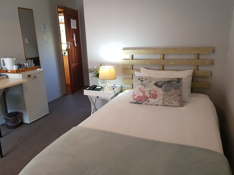 Hotel Aandbloem Guest House