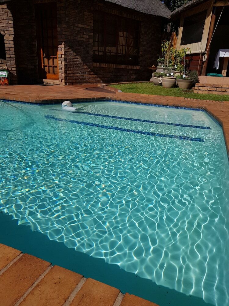 Hotel Aandbloem Guest House