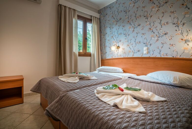 Aparthotel Mavrias Complex