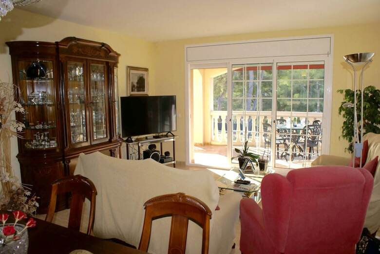 Cubelles Hlclub House
