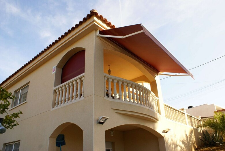 Cubelles Hlclub House