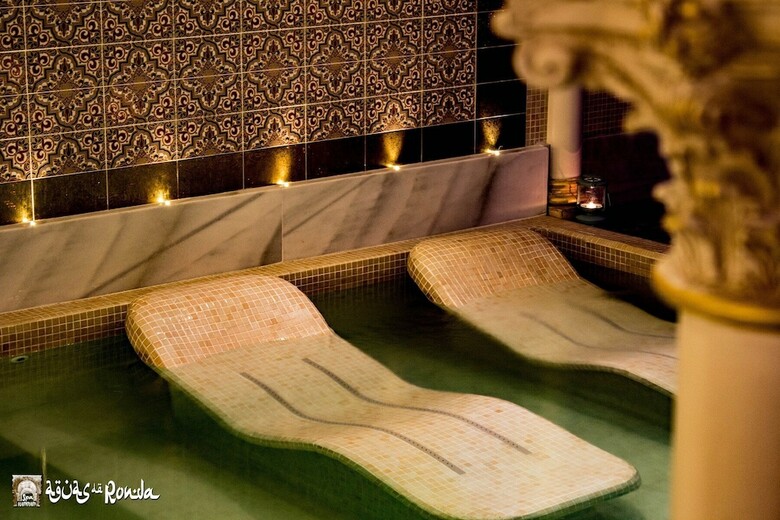 Aparthotel Ronda Center Apartments With Pool
