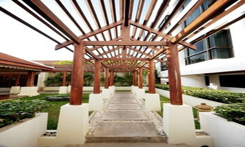 Lao Plaza Hotel