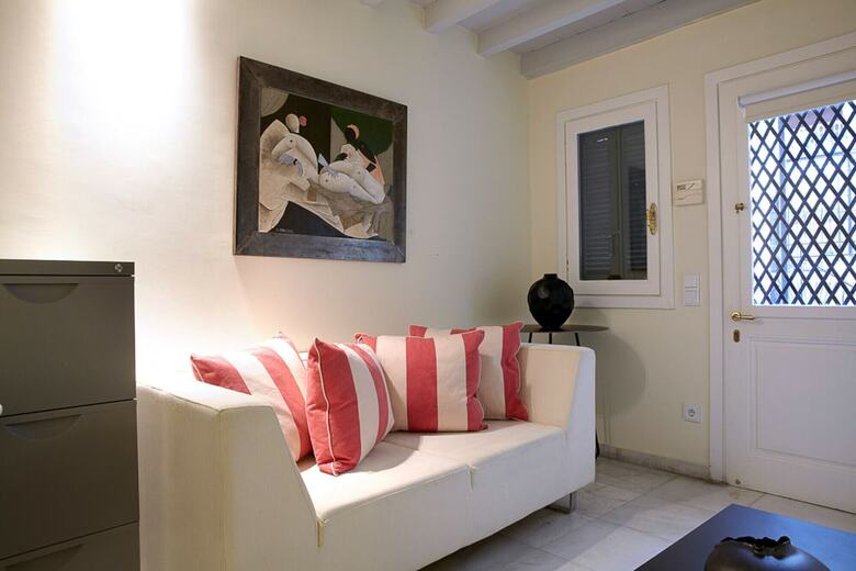 The White House In Plaka