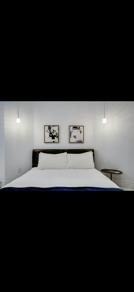 Aparthotel Bouticroom Studios  Museums Premiumstays