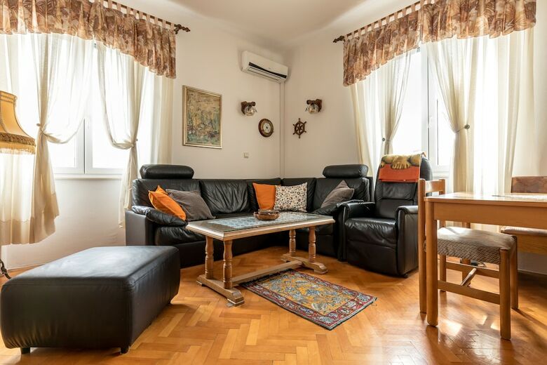 Apartment Kapo