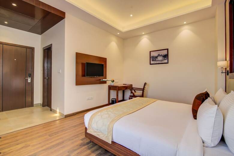 Hotel Amritara Sadka Amritsar