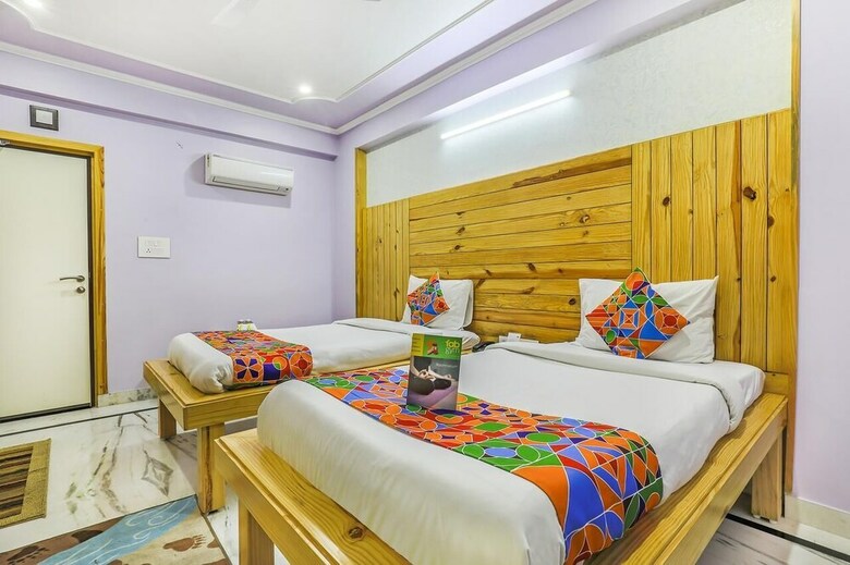 Fabhotel The Lodge