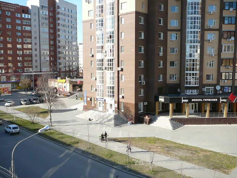 Apartment On Malygina 51