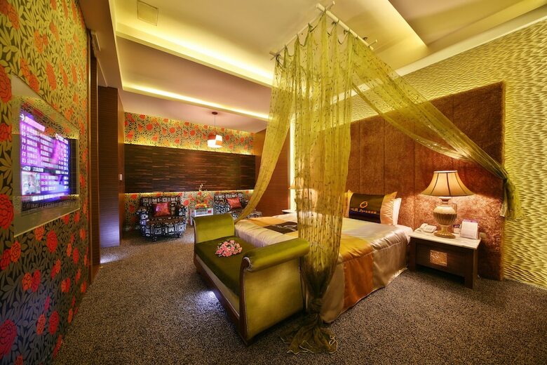 Hotel Shining Motel