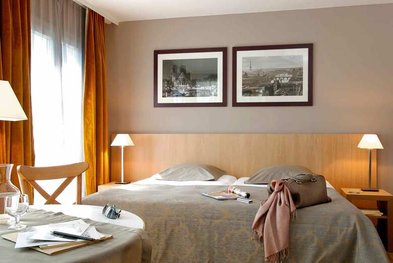 Hotel Adagio Paris Montmartre