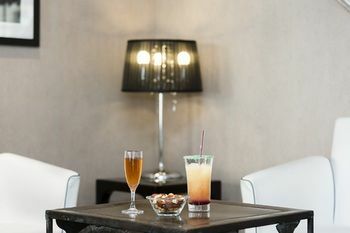 Hotel H�tel Elys�es Bassano