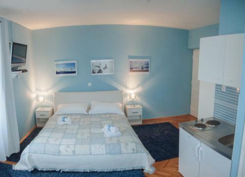 Apartments & Rooms Andrea